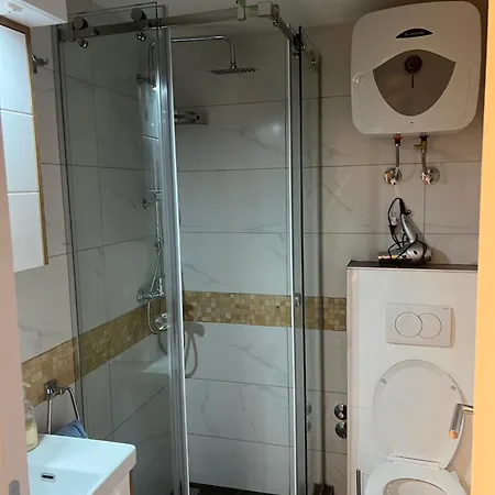 アパート Pariske Komune *